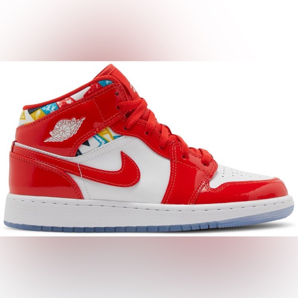 Nike Jordan Air 1 Mid SE (GS) Size 7Y